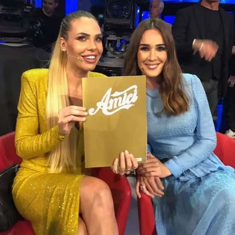 ilary blasi e silvia toffanin   finale di amici