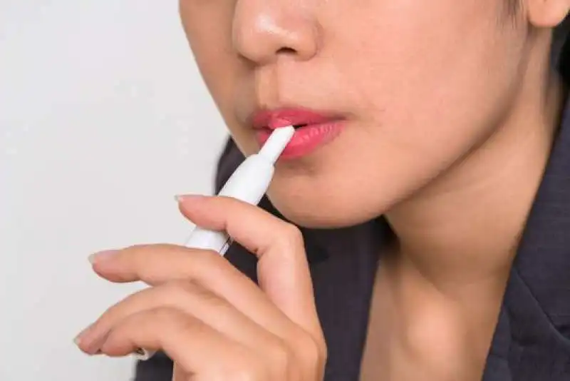 iqos sigarette che scaldano il tabacco ma non lo bruciano 3