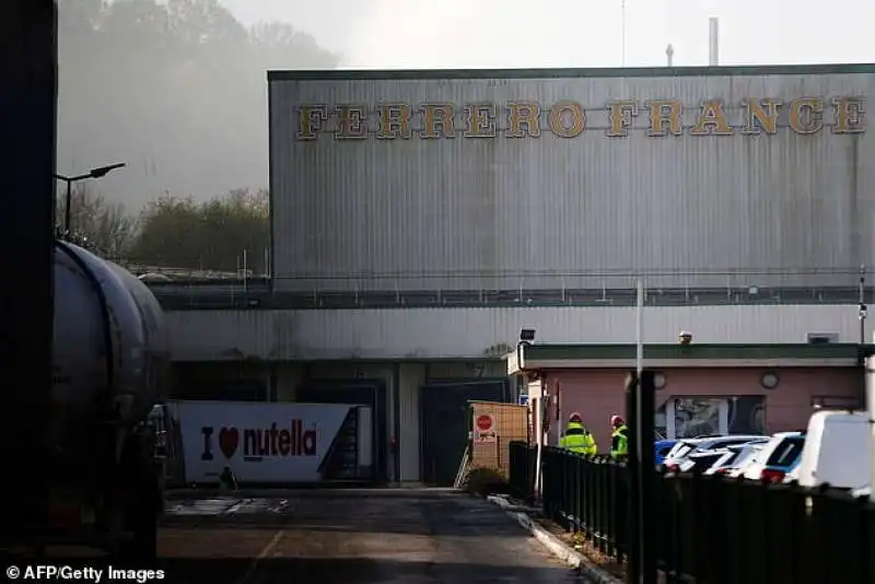 la fabbrica ferrero di villers ecalles, in francia