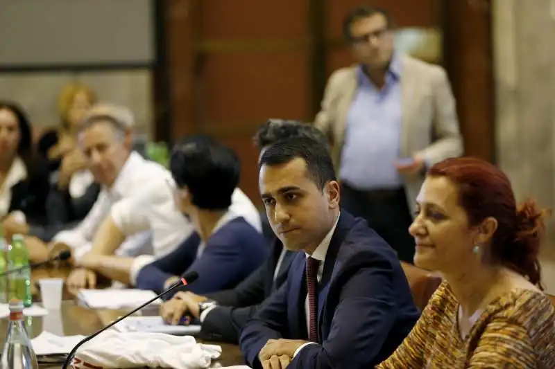 luigi di maio incontra i vertici whirpool