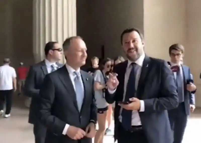 matteo salvini con armando varricchio al lincoln memorial