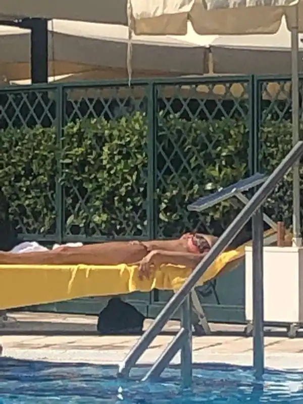 pamela prati all'hotel parco dei principi di roma - foto dagospia