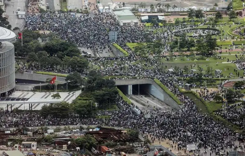 proteste a hong kong per la legge sull'estradizione in cina 11