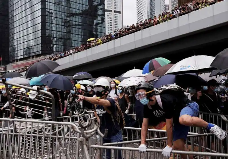 proteste a hong kong per la legge sull'estradizione in cina 26