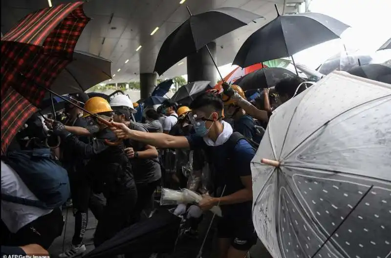 proteste a hong kong per la legge sull'estradizione in cina 4