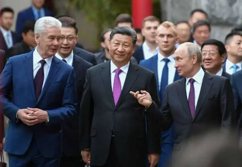 putin e xi jinping allo zoo di mosca