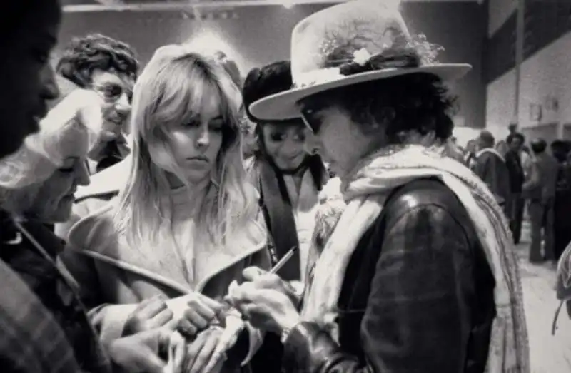 rolling thunder revue a bob dylan story by martin scorsese 4