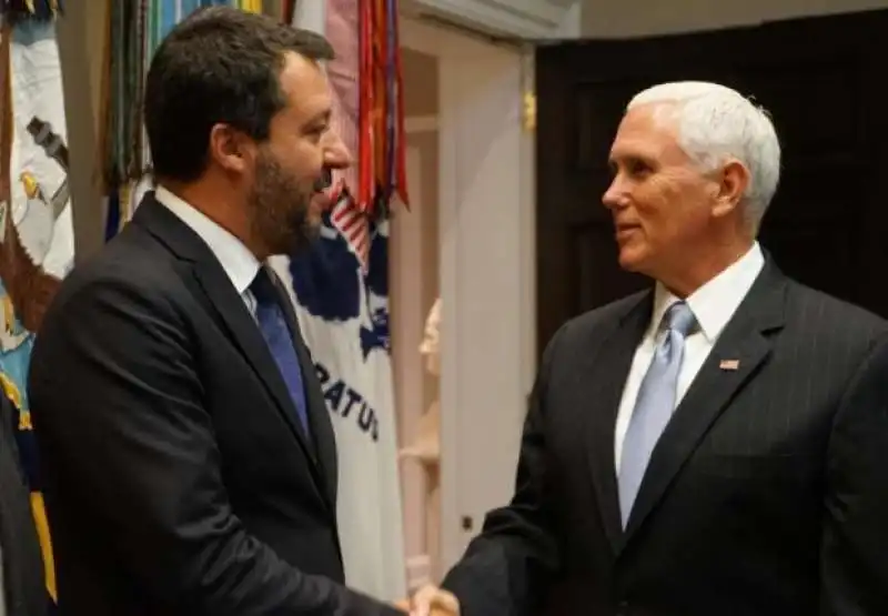 SALVINI E MIKE PENCE     