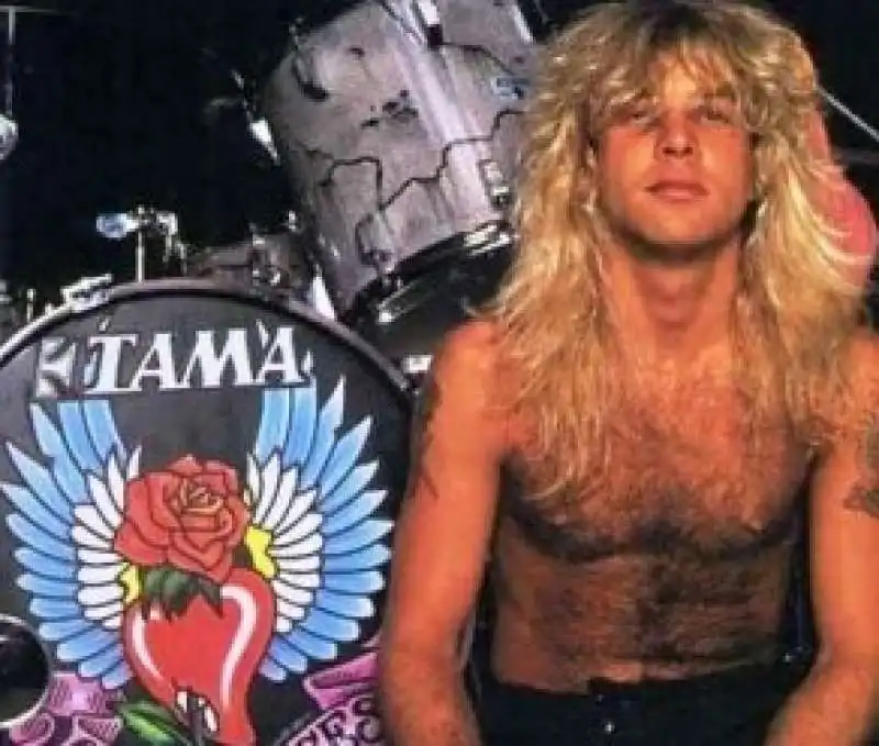  steven adler 7