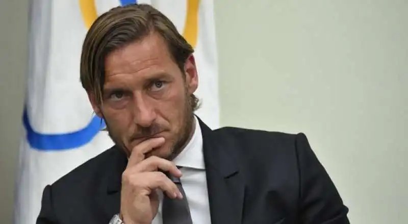 Totti dimissioni