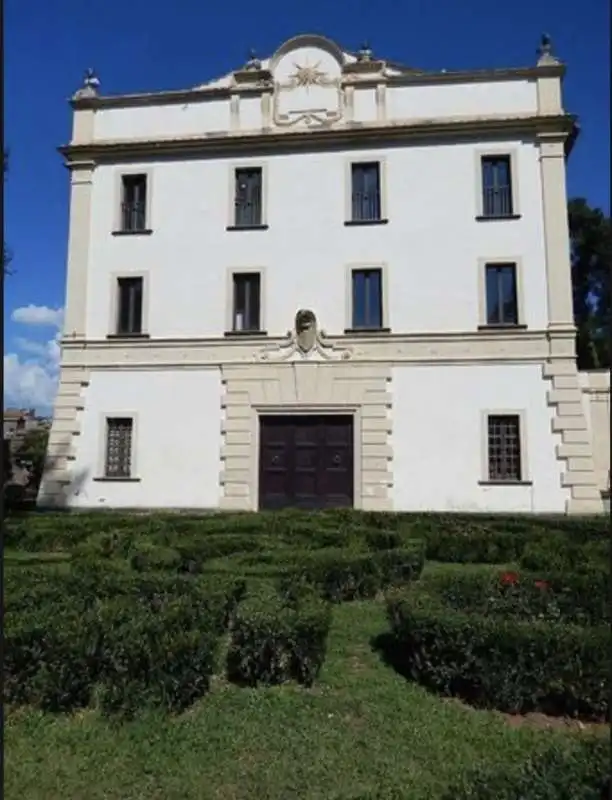 villa savorelli sutri 4