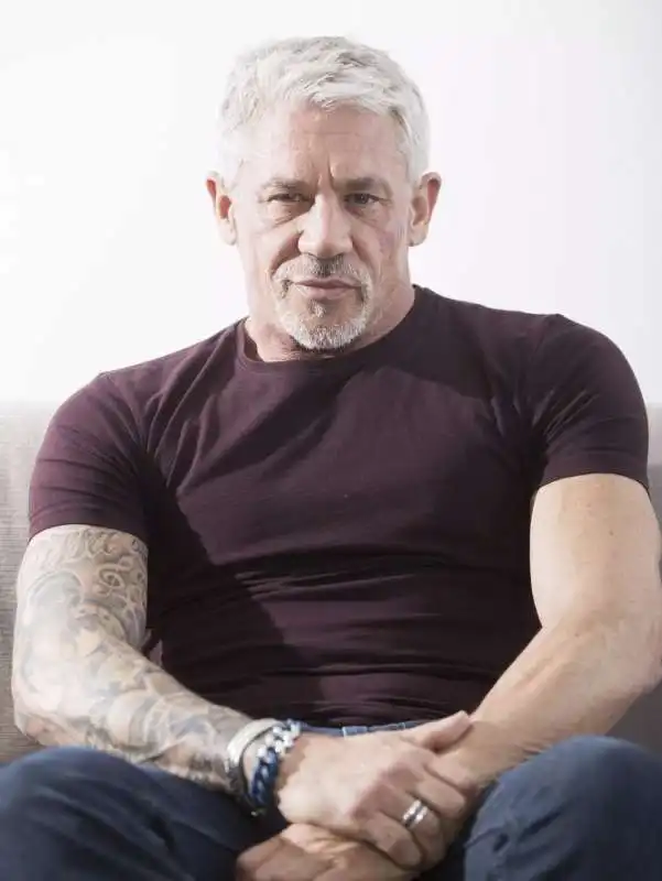 wayne lineker 1