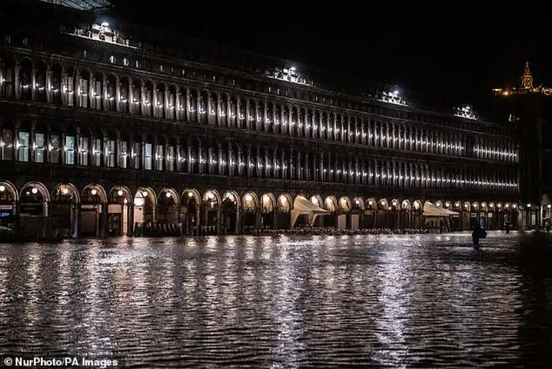 acqua alta a venezia   giugno 2020 6