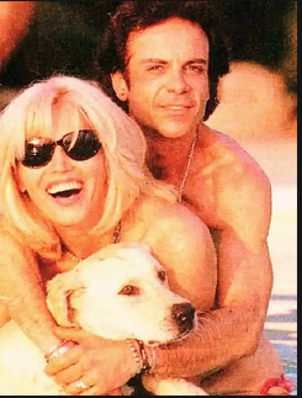 AMANDA LEAR PHILIPPE MALAGNAC