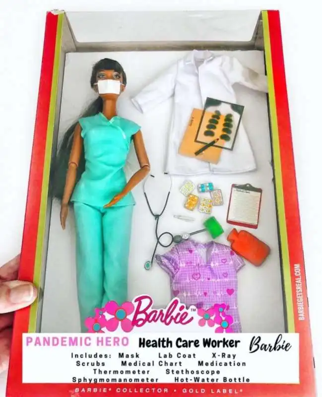 barbie in quarantena  13