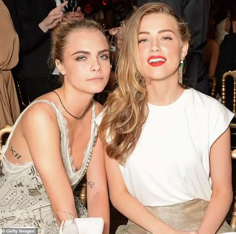 cara delevingne e amber heard