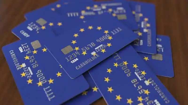 carte di credito con bandiera ue