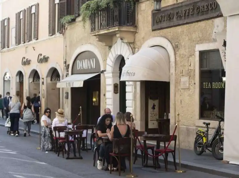 centro storico di roma deserto 4