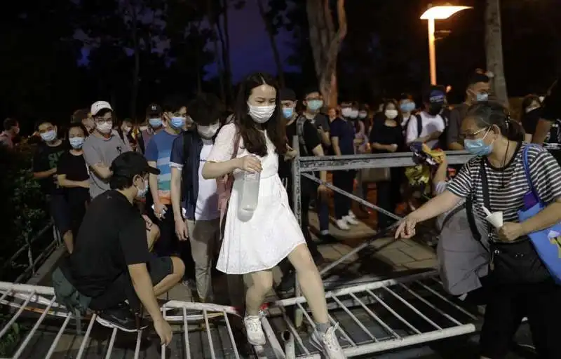 commemorazione della strage di piazza tienanmen a hong kong 4