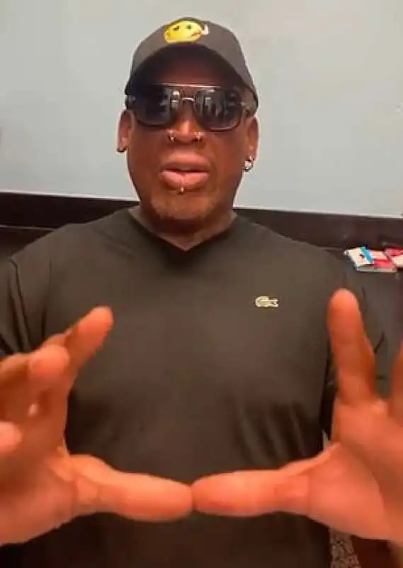 dennis rodman prova a calmare i manifestanti