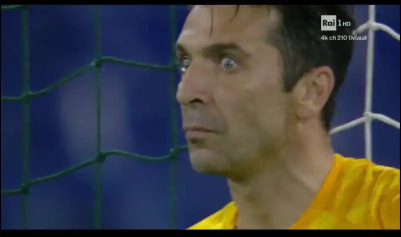 GIGI BUFFON DURANTE LA FINALE DI COPPA ITALIA NAPOLI JUVENTUS