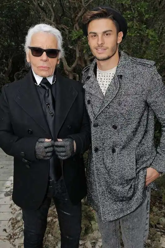 karl lagerfeld e baptiste giabiconi