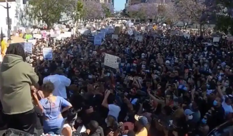 le proteste di los angeles per george floyd 4