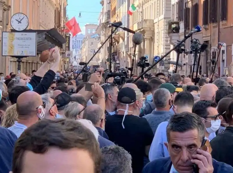 manifestazione del centrodestra   2 giugno 2020 12