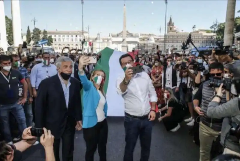 manifestazione del centrodestra   2 giugno 2020 4