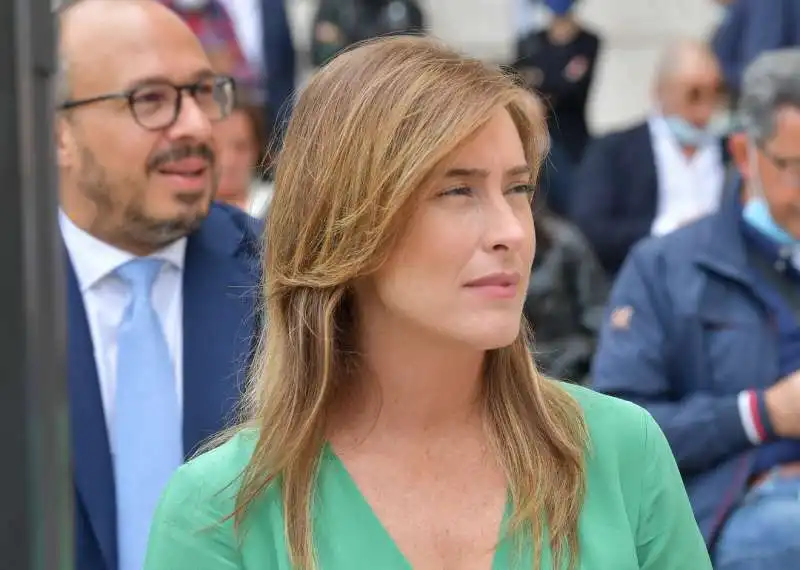 maria elena boschi  foto di bacco (1)