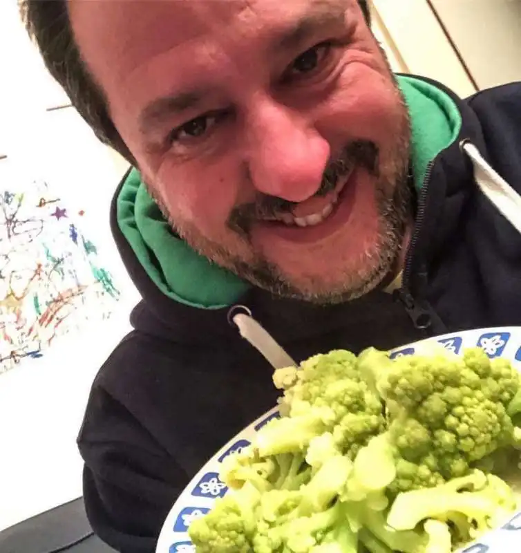 MATTEO SALVINI E I BROCCOLETTI