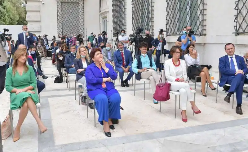 parlamentari e stampa alla presentazione libro di matteo renzi  foto di bacco (1)