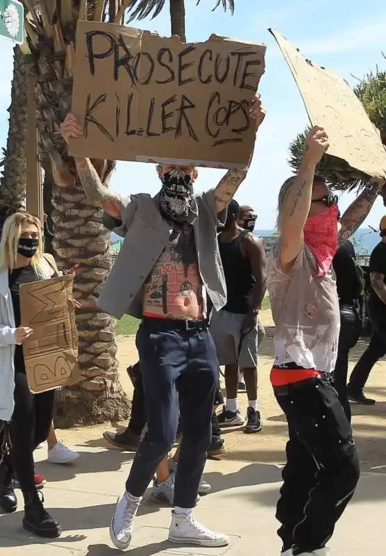 proteste in california per omicidio di george floyd 6