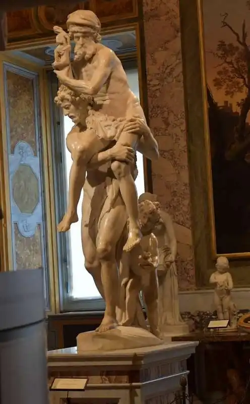 statua di gian lorenzo bernini con enea anchise e ascanio  foto di bacco