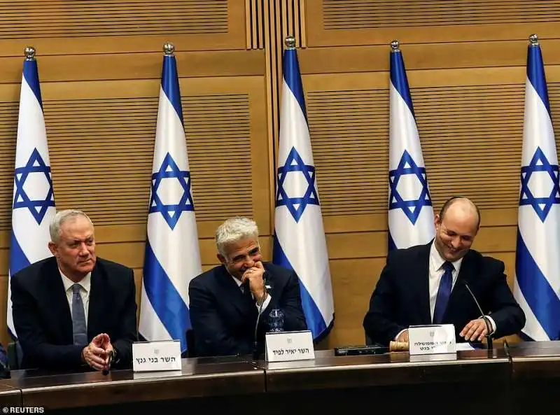 benny gantz yair lapid naftali bennett 