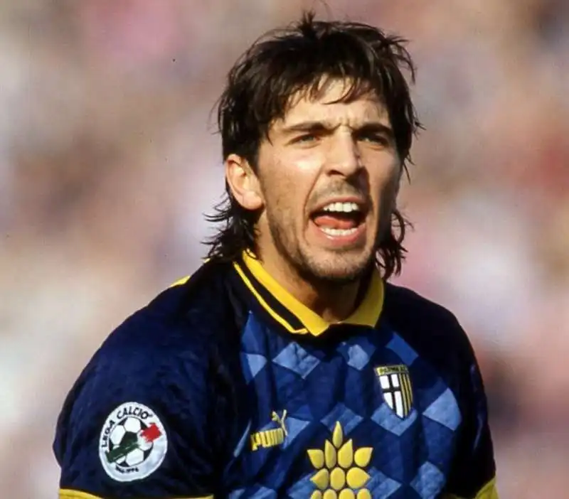 buffon parma 5