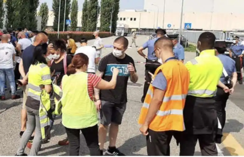 camionista travolge adil belakhdim  a biandrate novara 