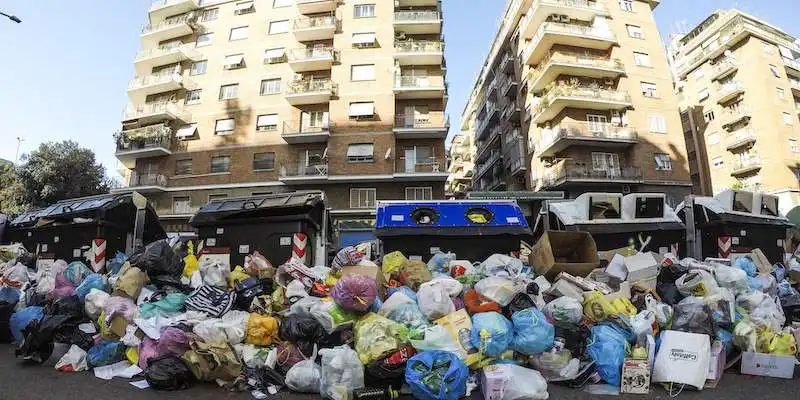 immondizia a roma 6