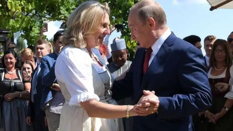 karin kneissl e vladimir putin 3