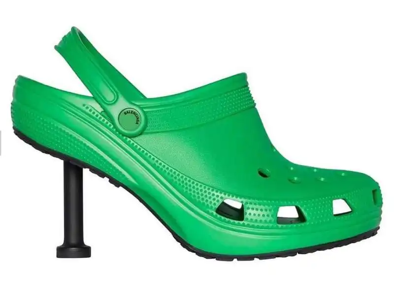 le crocs di balenciaga 2