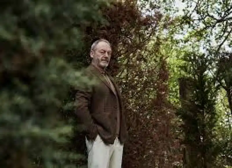 liam cunningham  9