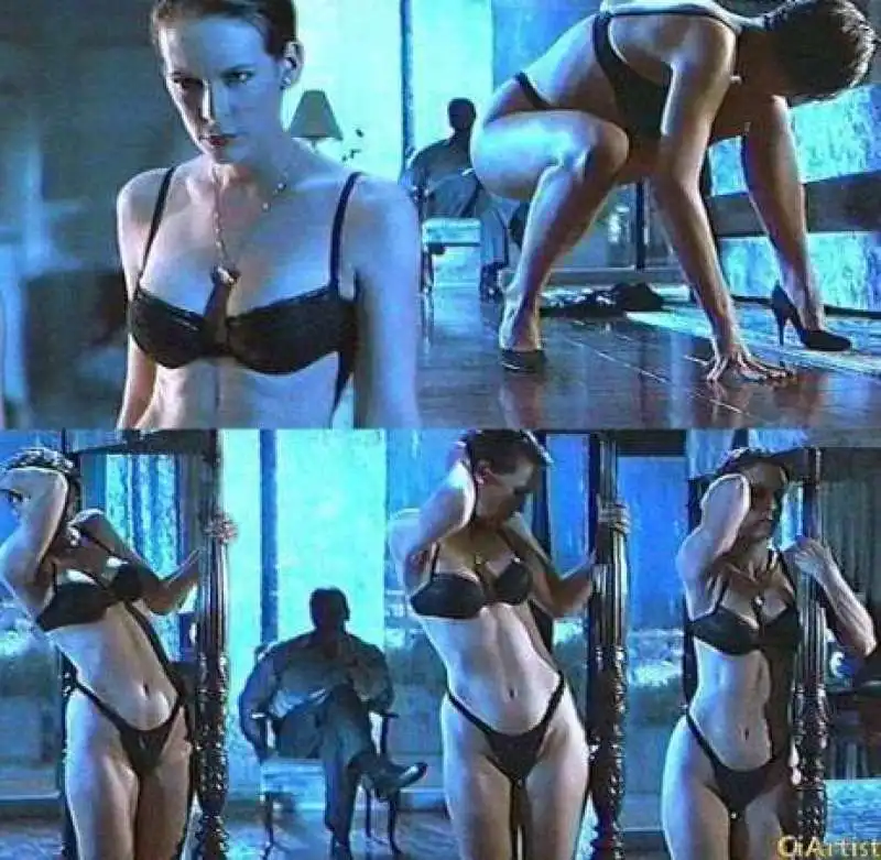 lo spogliarello di jamie lee curtis  in true lies  5