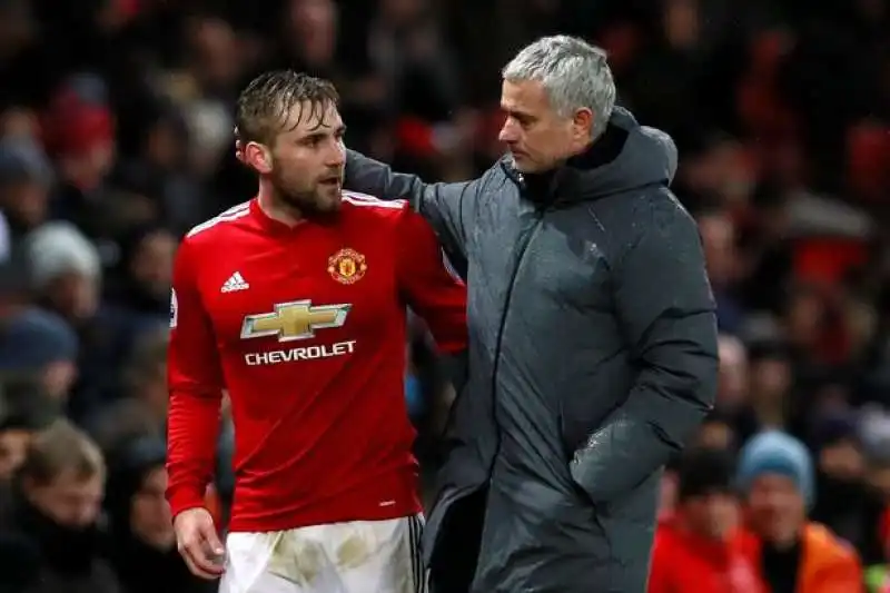 luke shaw mourinho 9