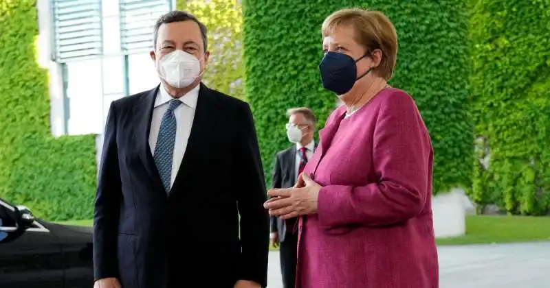 MARIO DRAGHI E ANGELA MERKEL