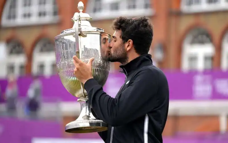 matteo berrettini vince il torneo queen's 5