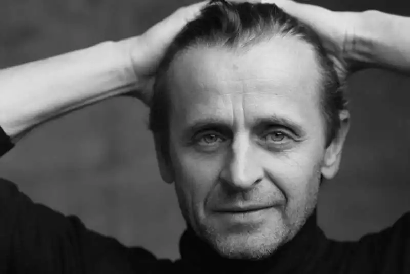 mikhail baryshnikov 1 8