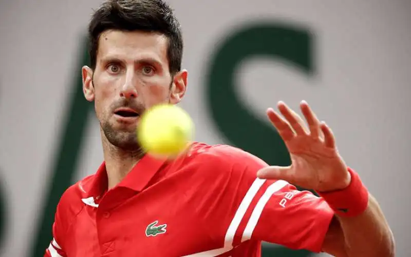 nole djokovic batte rafael nadal al roland garros 2