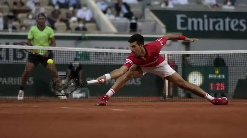 nole djokovic batte rafael nadal al roland garros 3