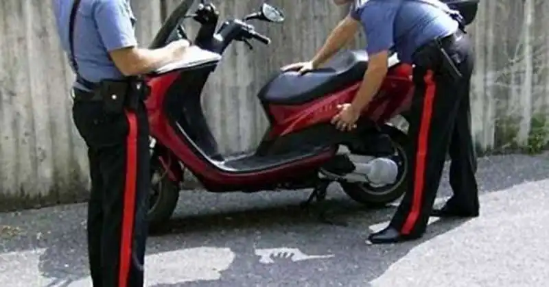 PUSHER SCOOTER CARABINIERI