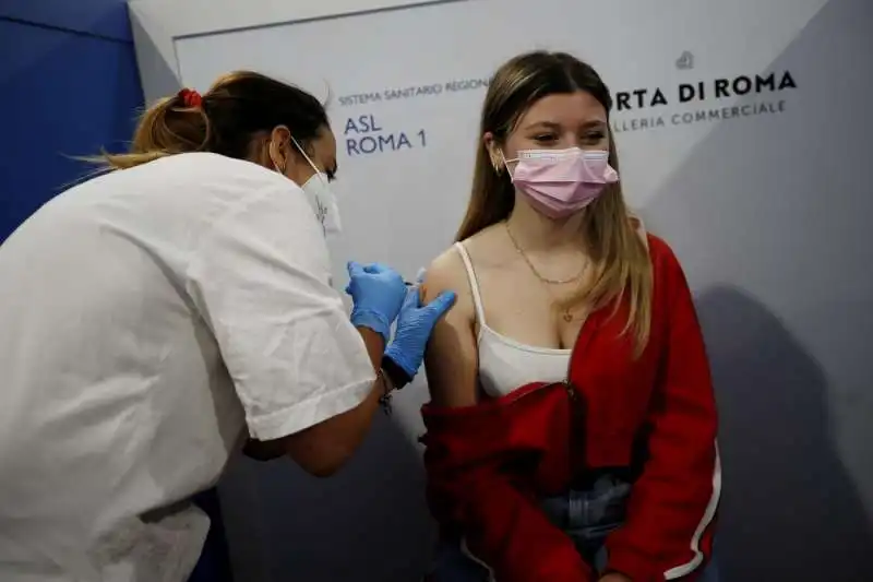 roma   vaccinazione anti covid 19 per i maturandi 1